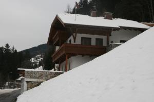 Haus Lina v zime