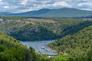 スクラディンにあるApartmani Lanaのギャラリーの写真