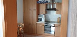 Η κουζίνα ή μικρή κουζίνα στο Haus Anna +13 φωτογραφίες