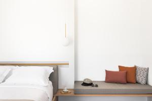 Cama ou camas em um quarto em Mykonos Soul Luxury Suites