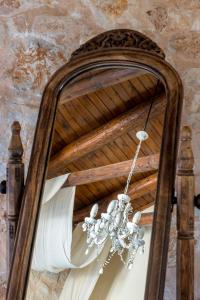 Φωτογραφία από το άλμπουμ του Stone Built Villa Galatia, Poolside & Perfect View στις Καρές