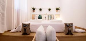 Кровать или кровати в номере ROQUETAS BEACH HOUSE Apartamento fresco con Piscina