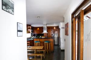 Kuhinja ili čajna kuhinja u objektu Nibiru Hostel
