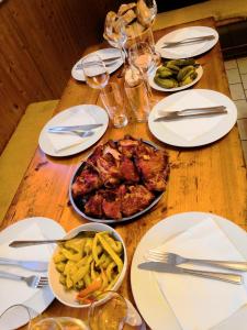Cibo presso l'affittacamere o nelle vicinanze