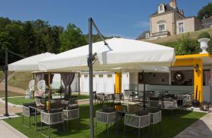 Chateau De Beauvois - Younan Collection