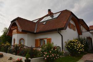 Budynek, w którym mieści się hotel