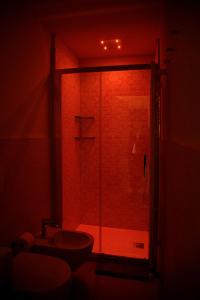 A bathroom at CA' XXII MARZO BOUTIQUE