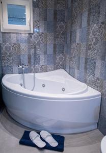 A bathroom at CA' XXII MARZO BOUTIQUE
