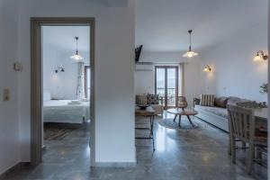 Katil atau katil-katil dalam bilik di Vardia Hotel