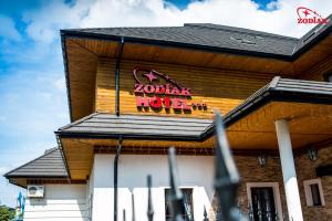 Certifikát, hodnocení, plakát nebo jiný dokument vystavený v ubytování Hotel Zodiak