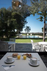 Φαγητό σε αυτό το ξενοδοχείο ή κάπου εκεί κοντά