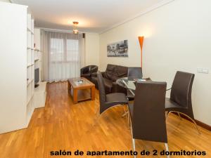 Posedenie v ubytovaní Gestión de Alojamientos Apartments