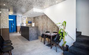 Posedenie v ubytovaní Hostal Ribas