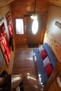 Tiny House Leadville Colorado的休息区