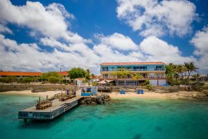 Gallery image of Oceanfront Apartment Yellow Tail Snapper at Den Laman in Kralendijk