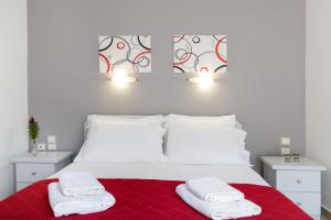 Gallery image of John Akroyiali in Loutro