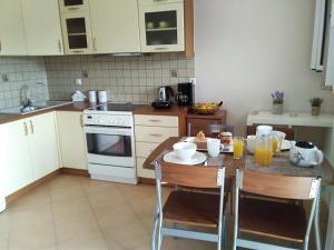 A kitchen or kitchenette at Casa memories