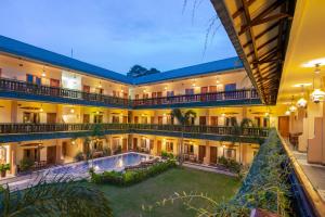 Bassein majutusasutuses Diana Hotel Jogja või selle lähedal
