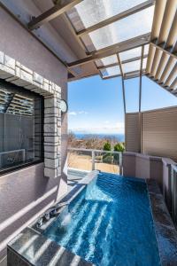 Piscina di the salon 伊豆高原 Hotels & Resort o nelle vicinanze
