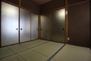 Fotografie z fotogalerie ubytování Maidohaya Fukutatei v destinaci Takaoka + 37 fotografií