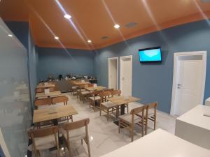 TV a/nebo společenská místnost v ubytování Bistrica Hotel