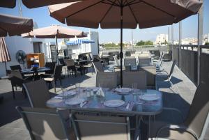 Posezení v ubytování Rimon Cyprus Israeli Kosher Rooms