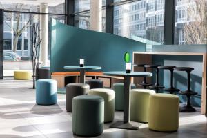 Khu vực ghế ngồi tại ibis Styles Stuttgart Vaihingen