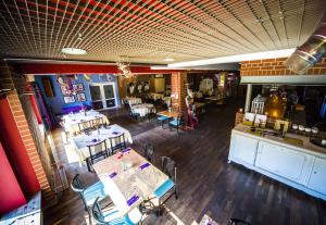 Restaurace v ubytování Hotel 4