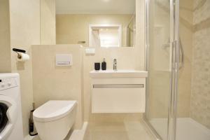 Łazienka w obiekcie Apartamenty Bałtycka6