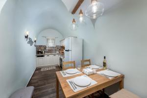 A kitchen or kitchenette at BIBLIOTHEQUE