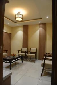 Rathna Residency的休息区