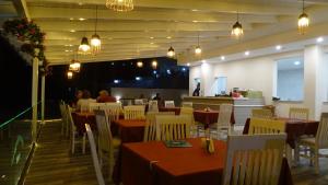 Restaurace v ubytování Hotel Queen Margaret Seaside