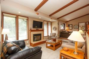 Gallery image of Coles Bay Vacation Retreat in North Saanich
