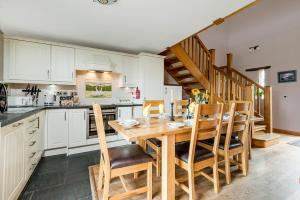Gallery image of Kidwelly Farm Cottage in Kidwelly
