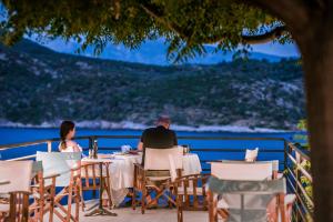 Galeriebild der Unterkunft Nafsika Sea View Apartments in Kerveli