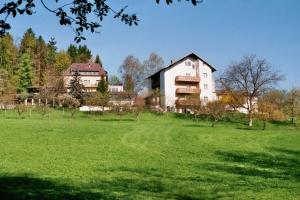Vonkajšia záhrada v ubytovaní Landhaus Waldfrieden