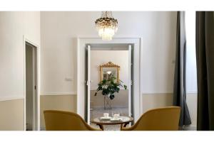 Fotografia z galérie ubytovania Dimora Castello Bari Vecchia Appartamento 1 camera 4 posti v Bari