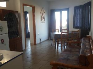 Kuchyň nebo kuchyňský kout v ubytování Appartement avec vue (2 chambres)