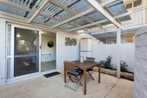 Gallery image of Hensman 5 - 1BRM Unit with Courtyard & Parking in Perth