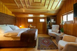 Posezení v ubytování Wonder Wood Hotel