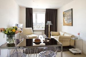 Gallery image of VISIONAPARTMENTS Warsaw Grzybowska in Warsaw