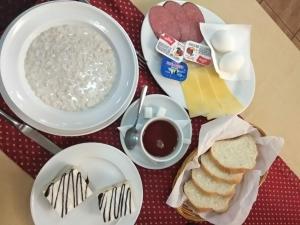 
Завтрак для гостей Гостиничный Комплекс Пано Кастро
