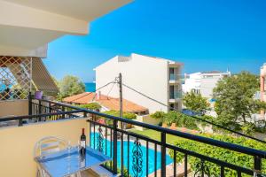 Balcony o terrace sa Konstantinos Beach 2