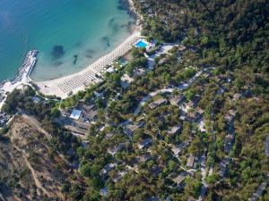 an aerial view of a beach and the ocean at Makryammos Bungalows in Limenas