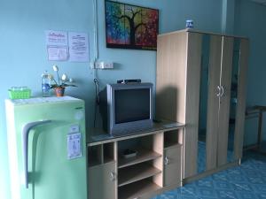 TV a/nebo společenská místnost v ubytování goodluck resort@phayao