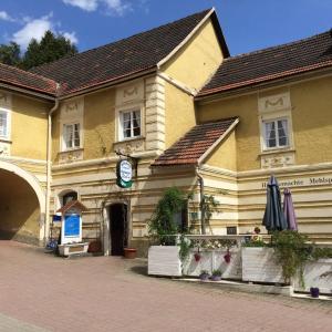 Budova, v ktorej sa apartmán nachádza