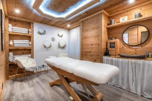 Majoituspaikan Hôtel Le Grand Chalet spa- tai muu hoitotila