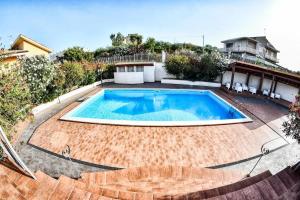 The swimming pool at or close to residence scala dei turchi