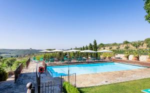 Bazén v ubytovaní Relais Vignale & Spa alebo v jeho blízkosti