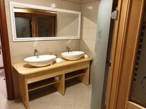 Vonios kambarys apgyvendinimo įstaigoje Rooms & Apartments Giulia